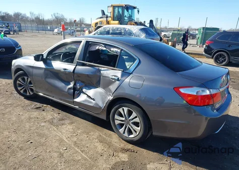 2015 Honda Accord Lx z USA, uszkodzony, nr VIN 1HGCR2F38FA039116